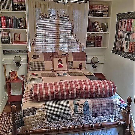 Country Woods Inn Glen Rose Ngoại thất bức ảnh