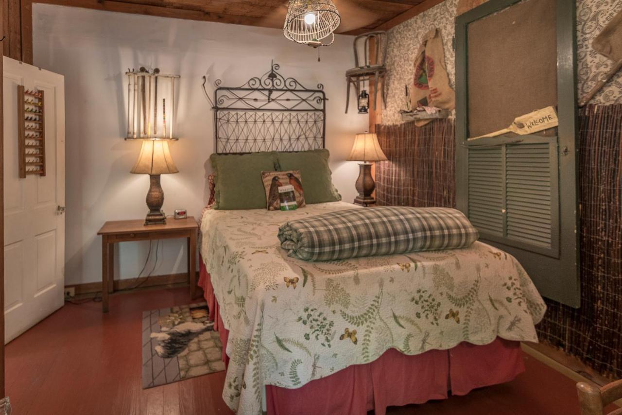 Country Woods Inn Glen Rose Ngoại thất bức ảnh