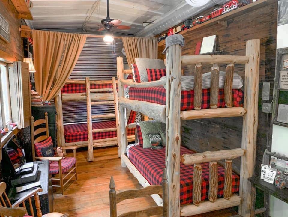 Country Woods Inn Glen Rose Ngoại thất bức ảnh